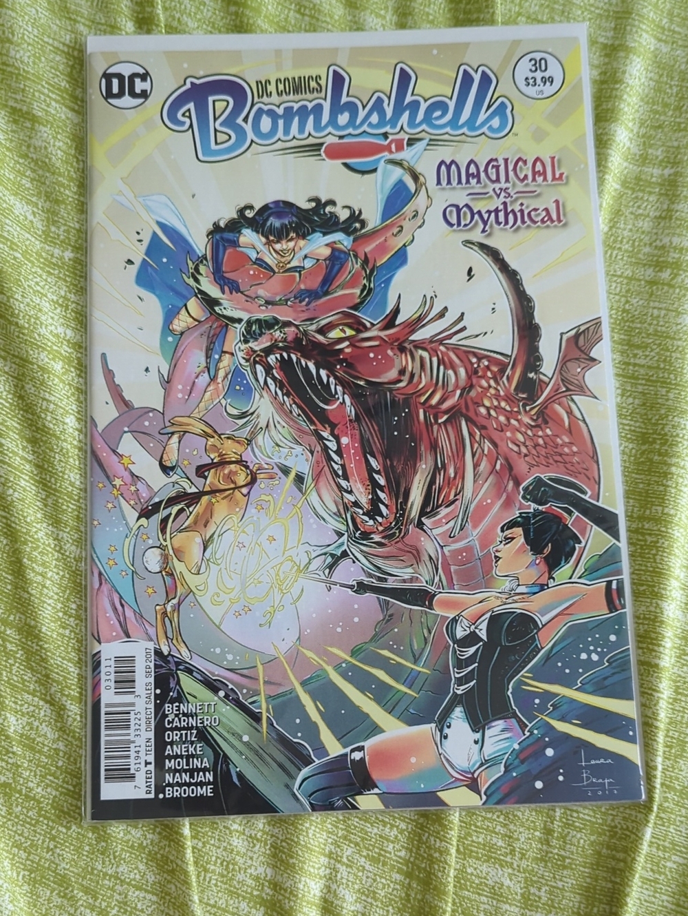 DC Comics Bombshells #30